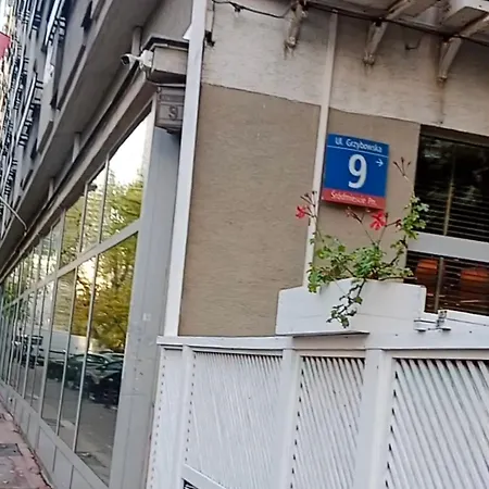 918a Center Free Parking Tamars *