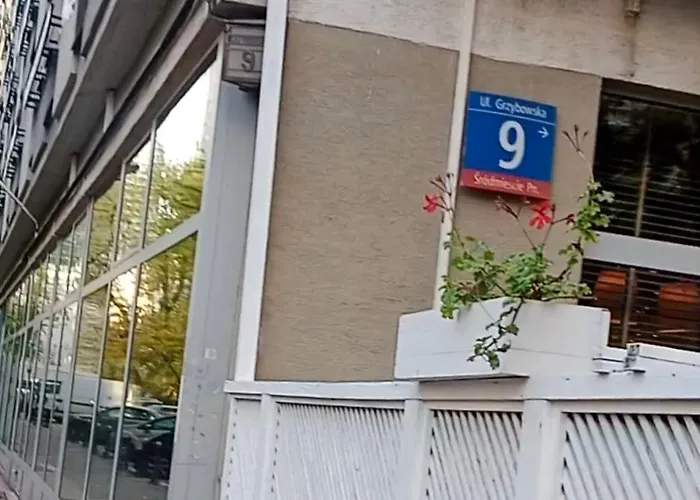 918a Center Tamars *